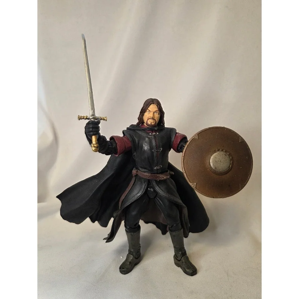 The Lord of the Rings Figurines Set of 4 with Weapons and Accessories